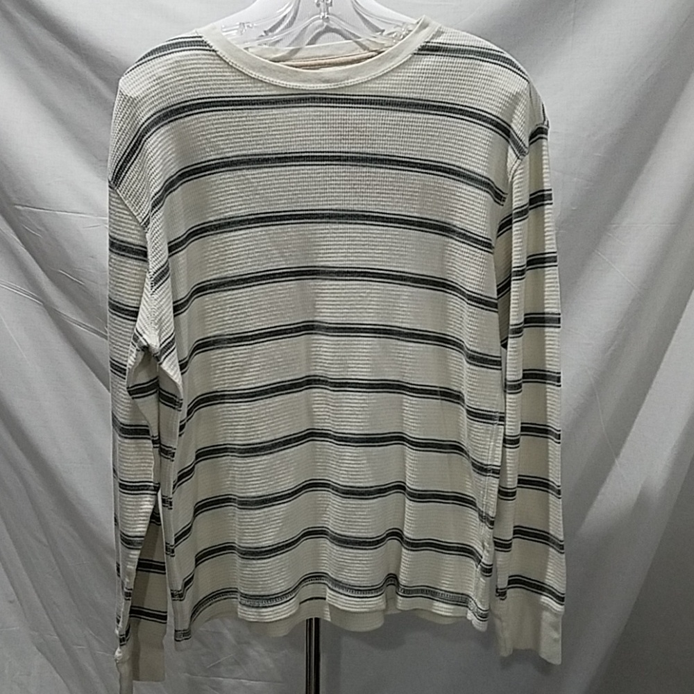Mens long skeeved ribbed shirt
